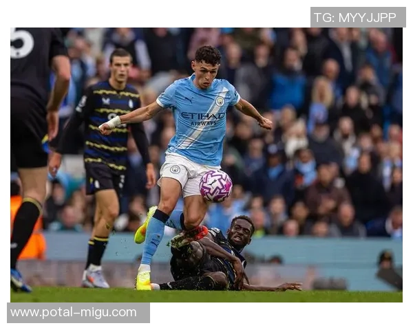 曼城与埃弗顿比赛因天气原因延期球迷期待新赛程安排